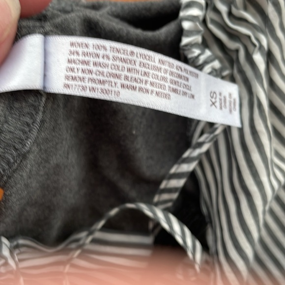 Gillian & O’Malley 2-Piece Sleepwear Gray/White - Picture 7 of 12